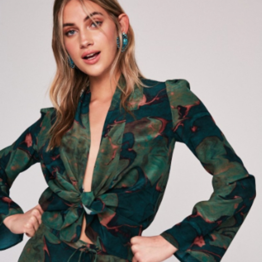 Stone Cold Fox Medici Blouse in Green Lily!